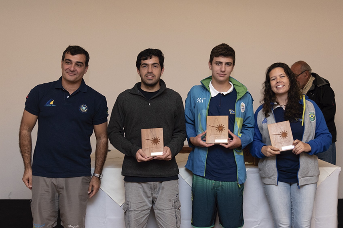 Classe Laser Radial disputa estadual no ICRJ