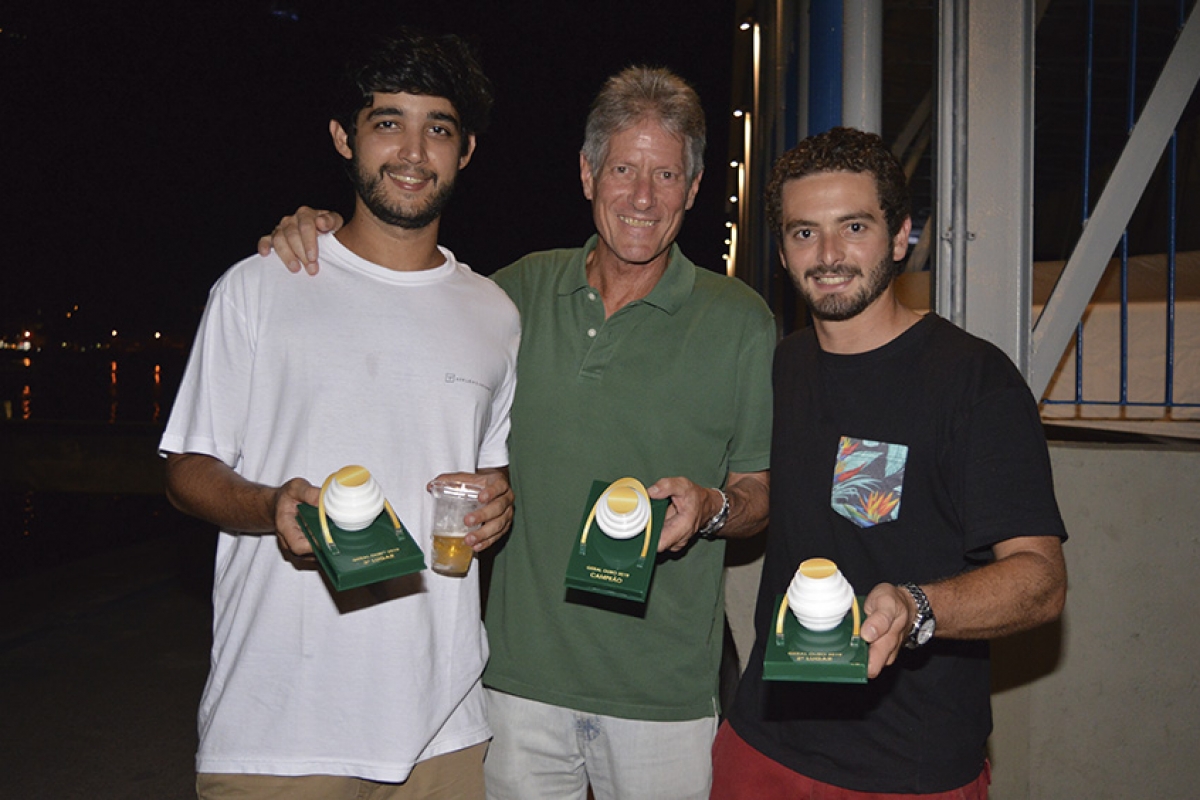 Turma do Bilhar realiza noite de churrasco e premiação