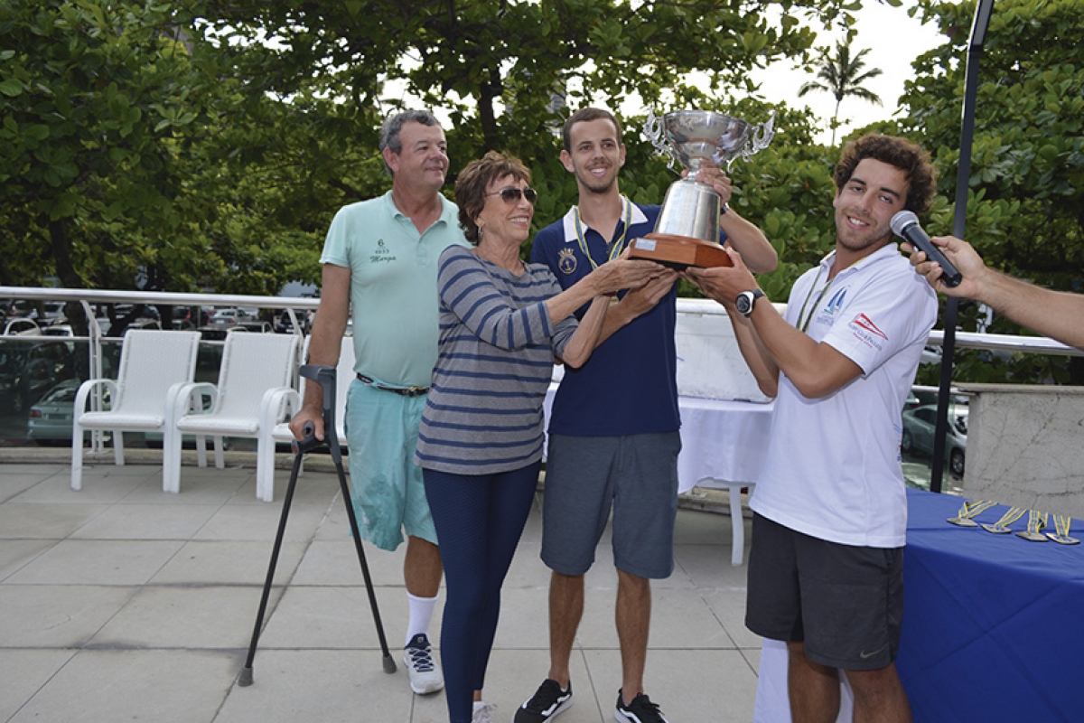 Taça Gêmeos do Mar recebe ícones da classe Snipe