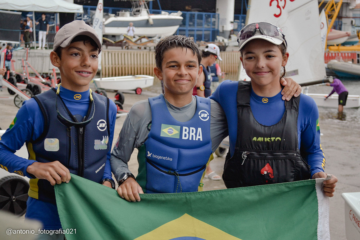 Brasil domina pódio do Sul-Americano de Optimist com dobradinha do ICRJ