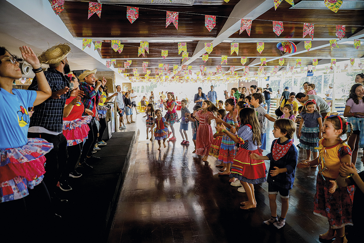 Arraiá do ICRJ: uma Festa Junina repleta de alegria e tradição