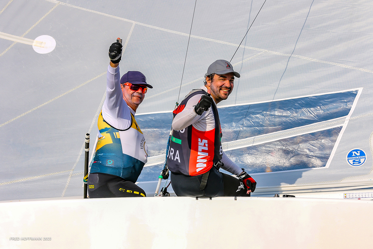 Lars Grael e Maurício Bueno vencem Sul-Americano da Classe Star 	