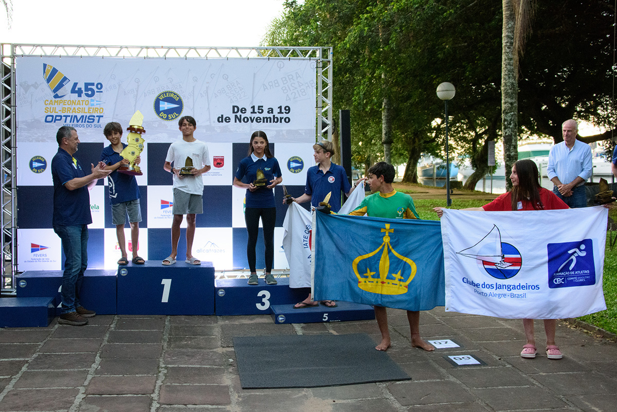 FZC ocupa todo o pódio do Sul-Brasileiro de Optimist