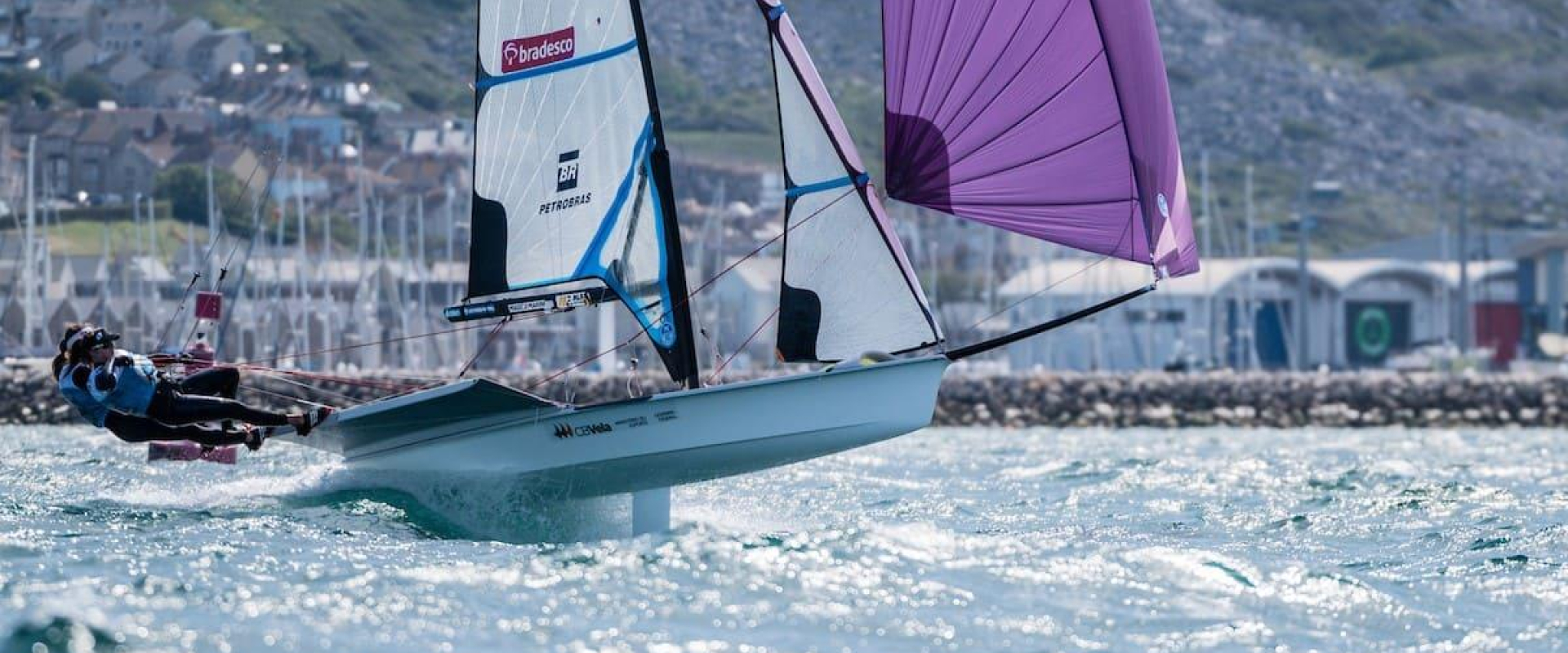 Atletas do ICRJ conquistam ouro nos Europeus de 49er e Star
