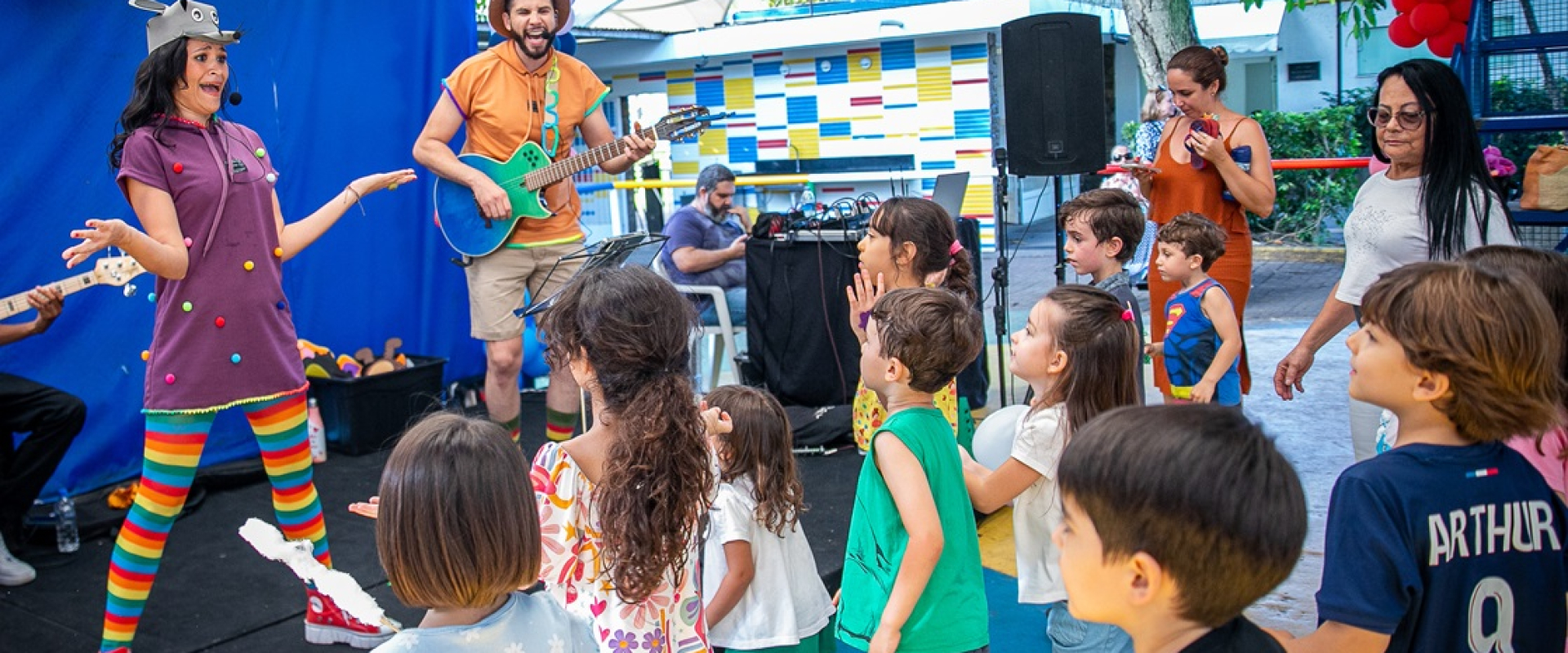 Domingo divertido celebra o Dia das Crianças