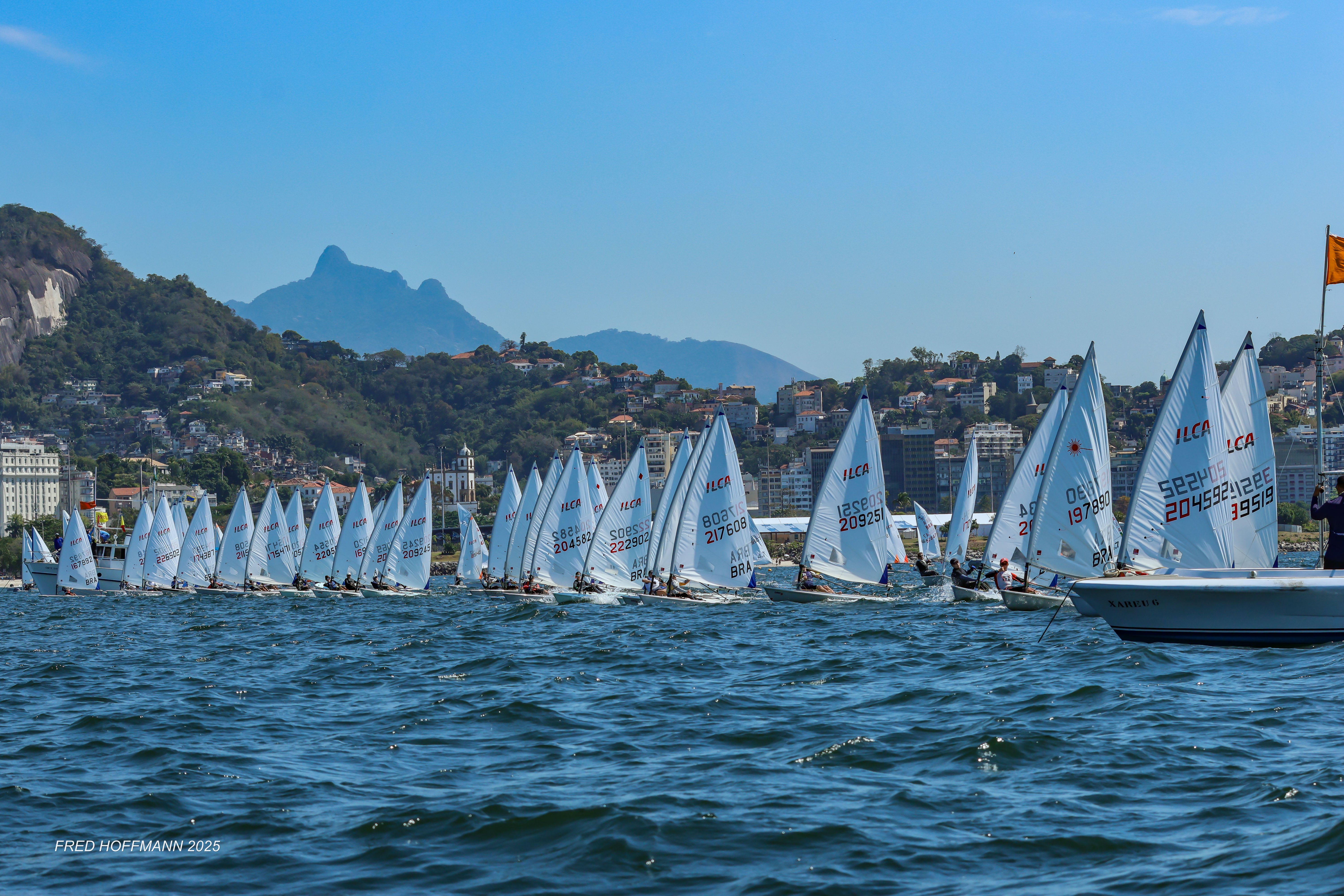 Edição histórica da Semana Internacional de Vela do Rio reúne mais de 400 barcos