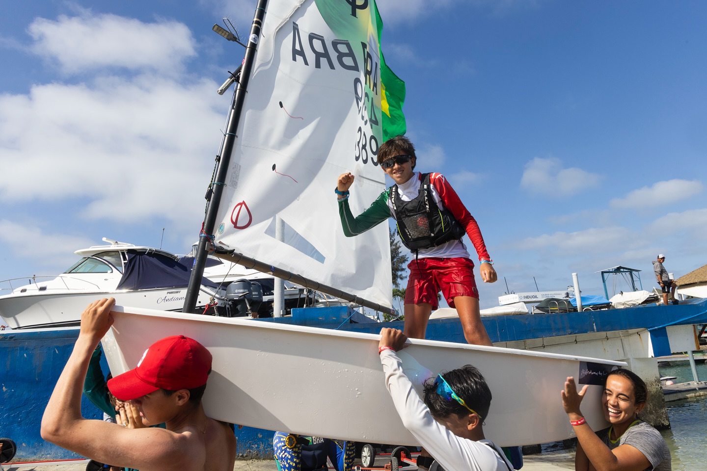 Manuel Bragança é bicampeão sul-americano de Optimist