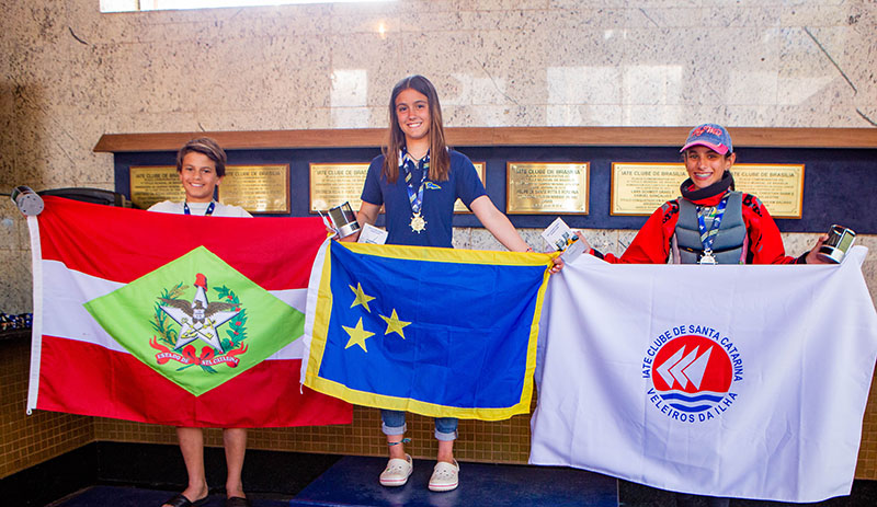 Joana Gonçalves é campeã do Brasil Centro de Optimist